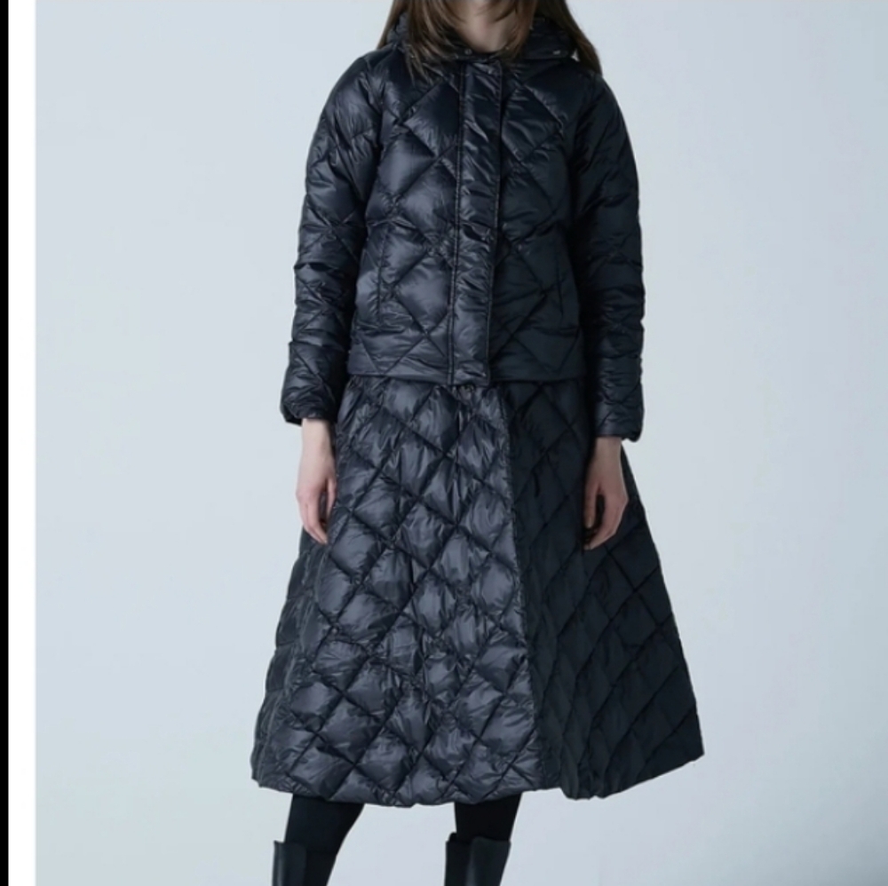 TAION City Down Skirt Black Quilted Women's Skirt